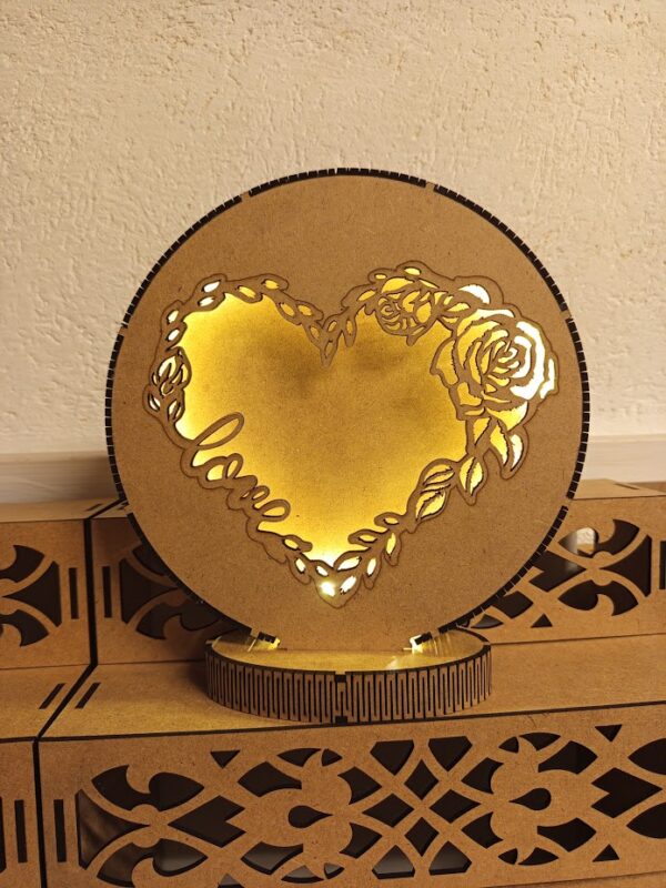 Veilleuse décorative "cœur fleuri love"